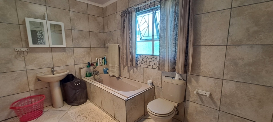 3 Bedroom Property for Sale in Morelig Free State